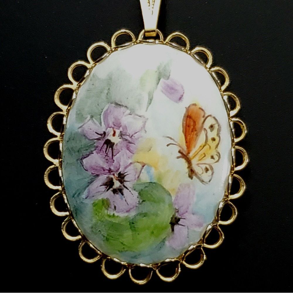 OOAK‎ ANTIQUE HANDPAINTED PORCELAIN PENDANT BROOCH PIN  1.75 x 1.3/8" INCHES